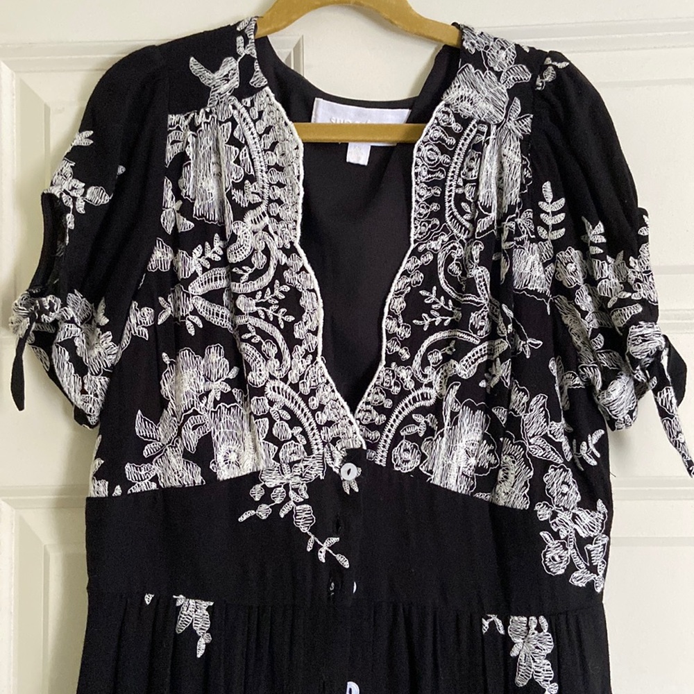 Superfoxx Black Embroidered Dress
